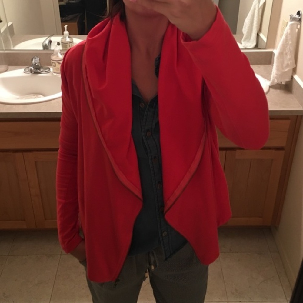 Soft zip up hooded trapeze sweater/jacket